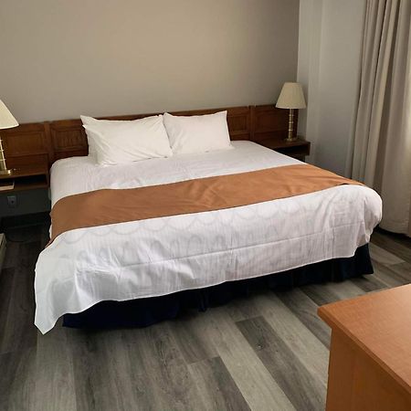 Lagoon City Pier One Resort Экстерьер фото